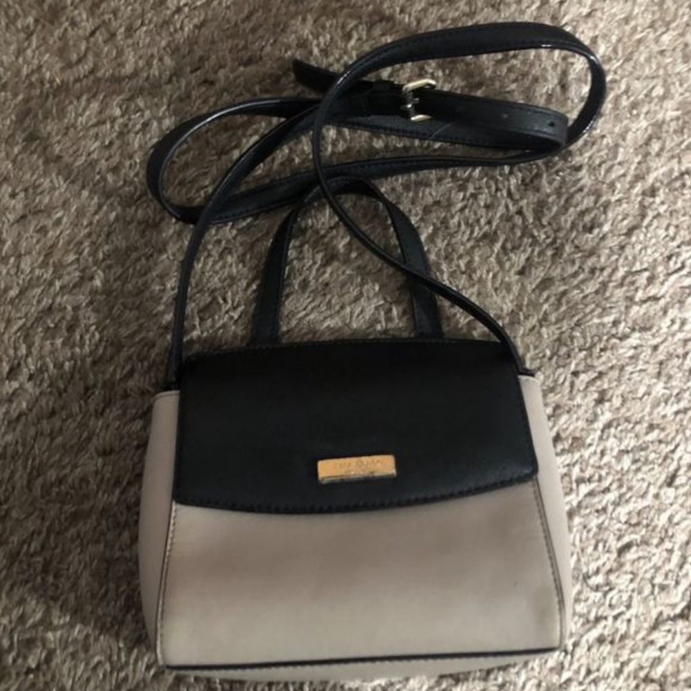 Kate Spade Crossbody Purse ♠️